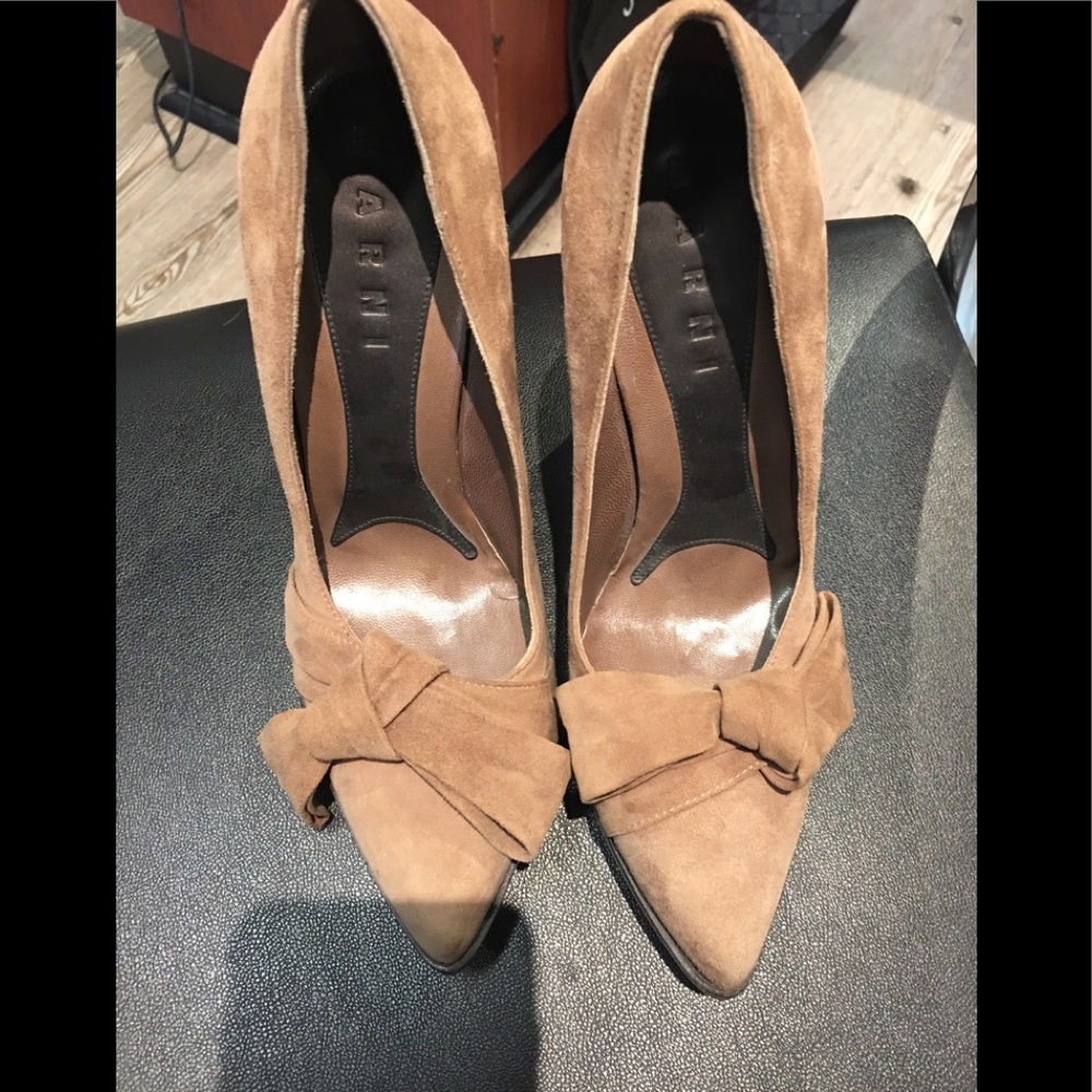 Platform pumps